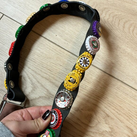 vintage 90s y2k little earth seatbelt bottle cap belt soda cola themed - Picture 8 of 8